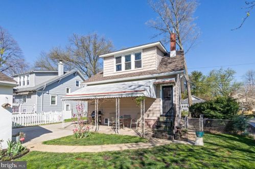 8 Clinton Ave, Camden NJ  08109-2007 exterior