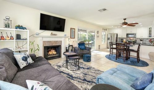 7915 Rocky Point Ct, Citrus Heights CA  95610-7704 exterior