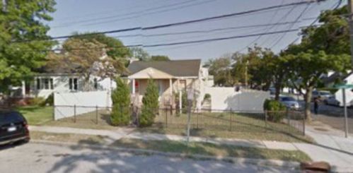 233 Stewart St, Floral Park NY  11003-2345 exterior