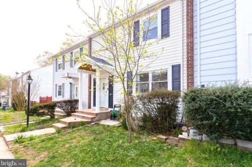 5112 Harford Ln, Springfield VA  22015-1544 exterior