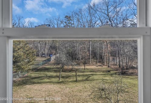 237 Cassville Rd, Jackson Twp NJ  08527-4717 exterior