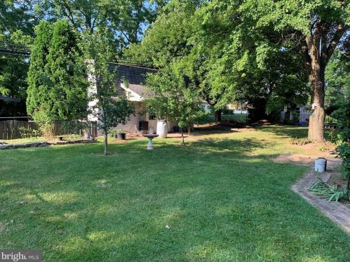 930 Emily Dr, Navy Sup Dpt, PA 17055-5707