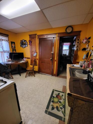 1719 Keefe Ave, Milwaukee WI 53212-1709 exterior