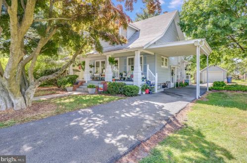 803 Dupont Blvd, Slaughter Beach, DE 19963-1005