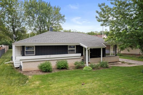 3755 Parnell Ave, Milwaukee WI  53221-3955 exterior