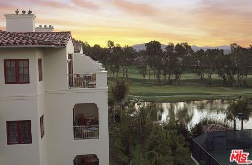 7210 Blue Heron Pl, Carlsbad CA  92011-4911 exterior