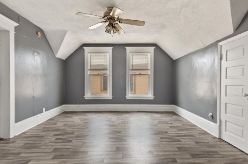 2427 4 St, Minneapolis MN 55411-2122 exterior