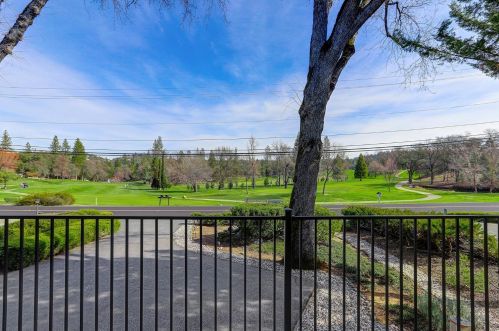 18841 Lake Forest Dr, Lake Wildwood, CA 95946-9460