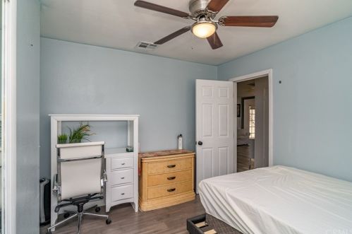 5887 Paramount Dr, Riverside CA 92509-0806 exterior