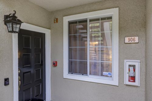 906 Goose Lake Ct, San Jose, CA 95123-2464