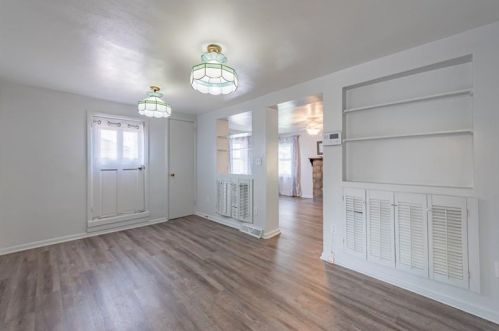 1008 Frank Ave, Jeannette PA  15644-1534 exterior