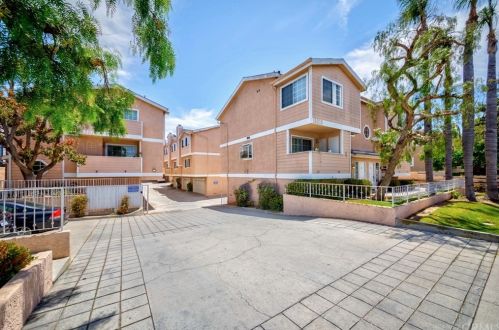 15208 Normandie Ave, Gardena, CA 90247-3382