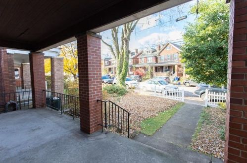 515 Peebles St, Pittsburgh PA 15221-3263 exterior