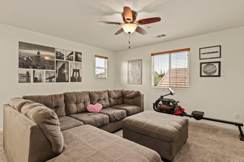 36238 Trail Creek Cir, Wildomar CA  92595-7554 exterior