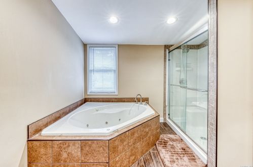 442 Deep Hole Rd, Baiting Hollow NY  11933-1455 exterior