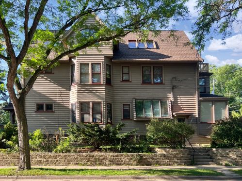 3000 Murray Ave, Milwaukee WI 53211-3205 exterior