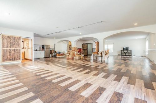 216 Spg Blvd, Tarpon Springs FL 34689-3554 exterior