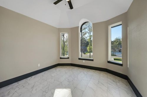 15475 Conroe Dr, Conroe TX 77384-3419 exterior