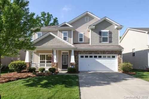 826 Traditions Park Dr, Pineville, NC 28134-7460
