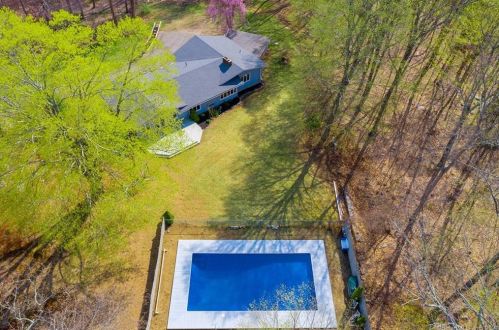 939 Boston Tpke, Manchester CT  06043-7403 exterior