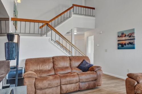 301 Rosemarie Pl, West Pittsburg CA  94565-6705 exterior