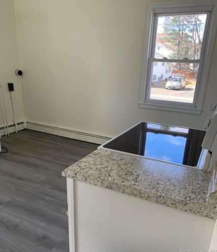 178 Clifton St, Wallingford CT  06492-4406 exterior