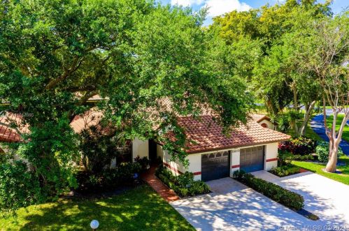 5810 Story Book Ln, Boynton Beach, FL