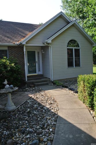 14531 Bamboo Ct, Mishawaka, IN 46545-1823