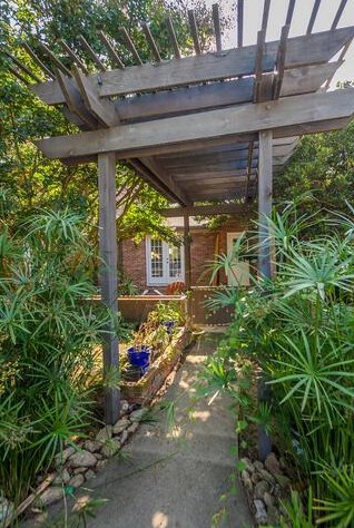 2016 Warren Ct, North Augusta SC  29860-8004 exterior