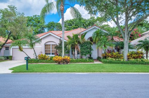 352 Eagleton Golf Dr, West Palm Beach, FL 33418-8054