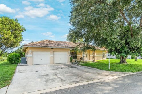 4611 Bucida Rd, Boynton Beach, FL 33436-7318