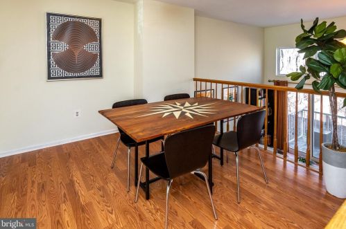 65 Shrewsbury Pl, Princeton NJ  08540-6314 exterior