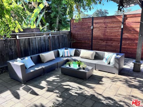 2695 Eucalyptus Ave, Long Beach CA  90806-2513 exterior