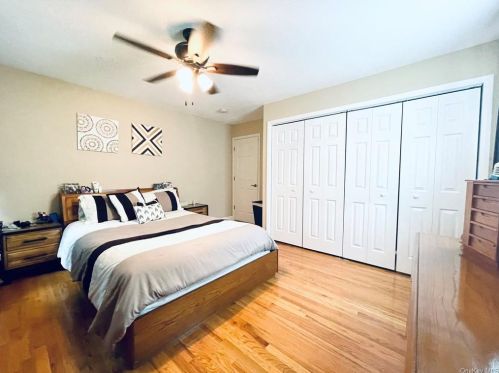 1 Parkside Dr, Airmont NY  10901-7601 exterior