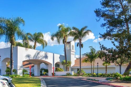 4568 Cordoba Way, Oceanside CA  92056-5102 exterior