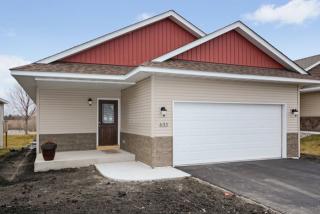 633 Tiffany Ln, Minnetrista, MN 55387