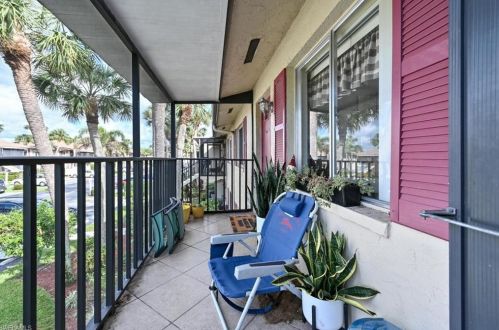 3660 Arctic Cir, Naples, FL 34112-5050