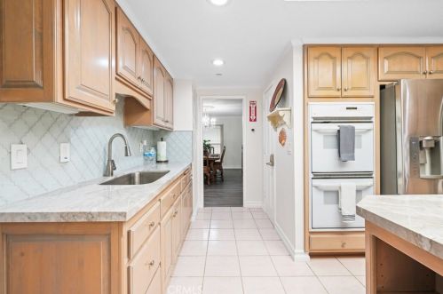 644 Mariposa Dr, Redlands CA  92373-7354 exterior