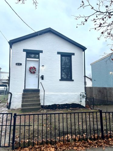 1211 Wheeler St, Covington, KY 41011-3519