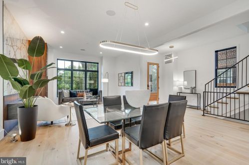 4915 Western Ave, Washington DC  20016-4319 exterior