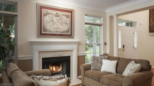 27 Chamberlin Way, Martinsville, NJ 08836-2259