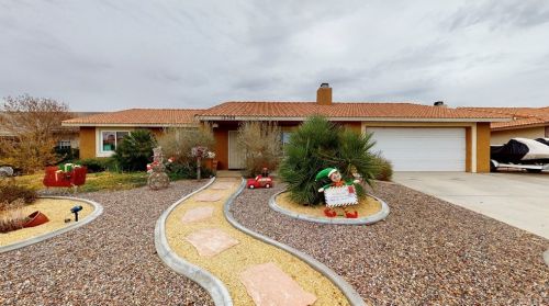 12389 San Ysidro St, Victorville, CA 92392-6623