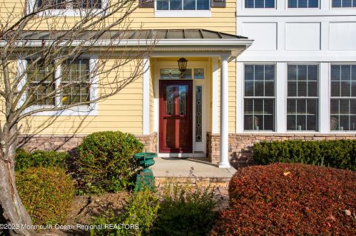 35 Majestic Dr, Tinton Falls, NJ 07724-4760