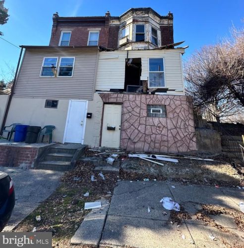 5942 Marvine St, Philadelphia, PA 19141-3213