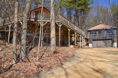 194 Old Mountain Rd, Northwood, NH 03261-4207