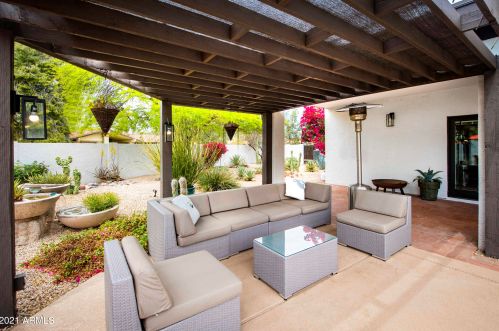 5301 Paradise Dr, Scottsdale AZ 85260-5433 exterior