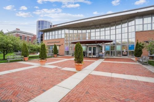 44 Union St, Montclair NJ  07042-3368 exterior