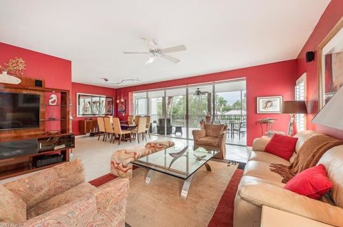 780 Waterford Dr, Naples, FL 34113-8032