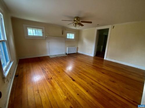 6417 Hillsboro Ln, Crozet VA  22932-3322 exterior