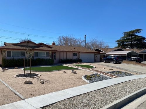 43717 Albeck Ave, Lancaster, CA 93536-5744
